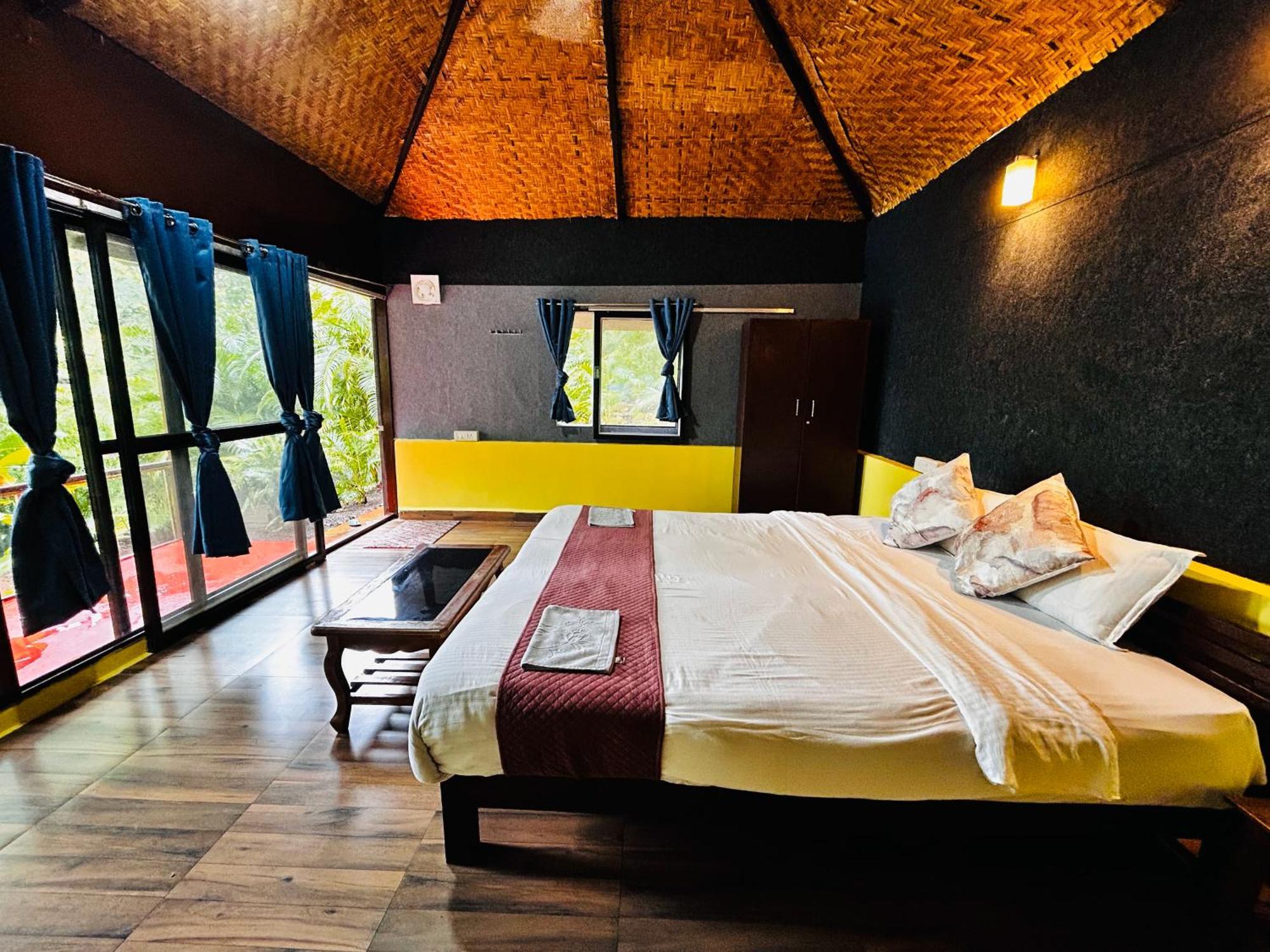 Samyama Retreat Hotel Cola Cameră foto